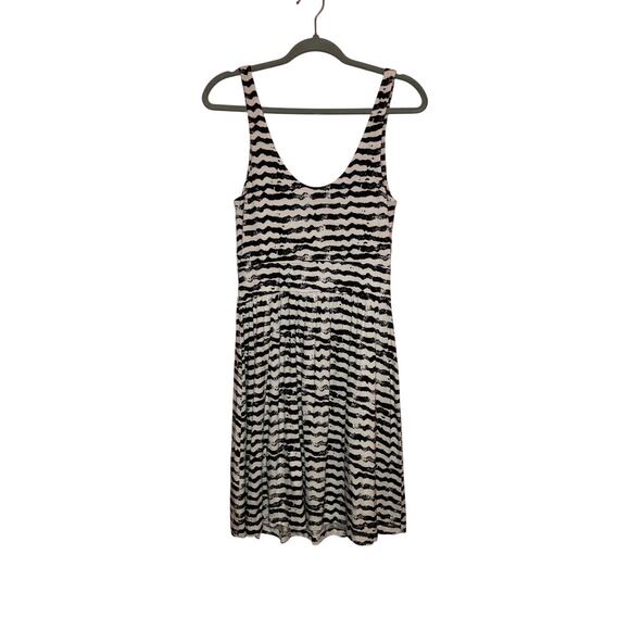 Tart Black and white striped fit and flare dress size medium - Picture 5 of 6